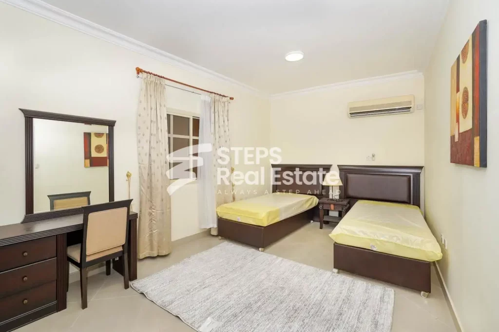 150 sqm 2-bedroom furnished apartment